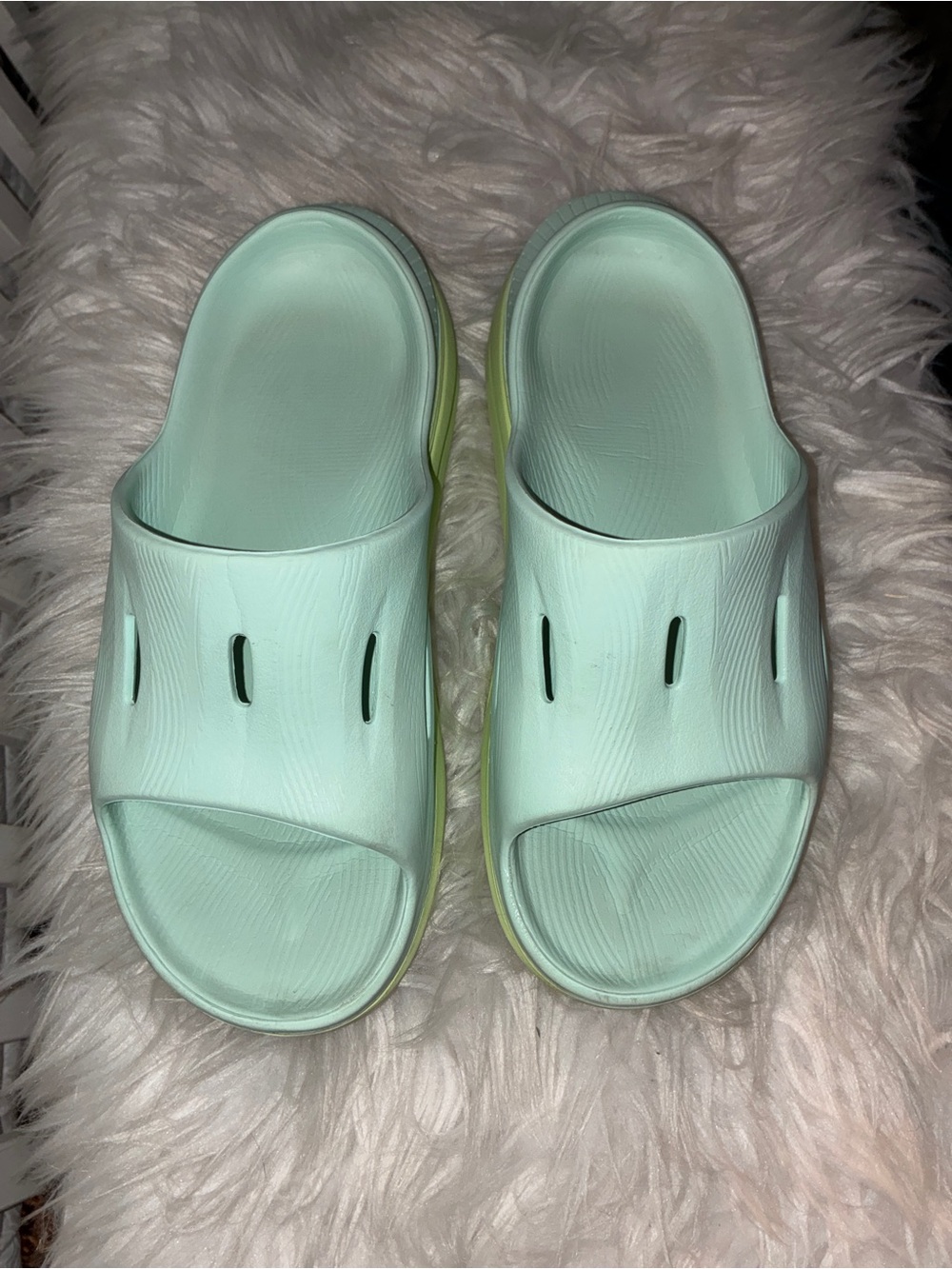 Hoka Ora 3 Recovery Slide Aqua Breeze / Celery Juice Sz 8 - Picture 8 of 16